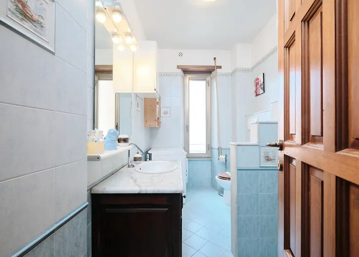 Metro A 10 Minutes - Free Wi-fi & Netflix Apartment Rome