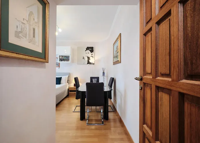 Metro A 10 Minutes - Free Wi-fi & Netflix Apartment *